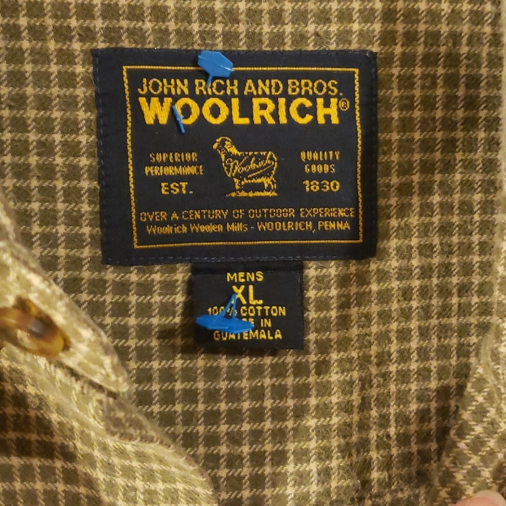 Shirt - Picture 3 of 3